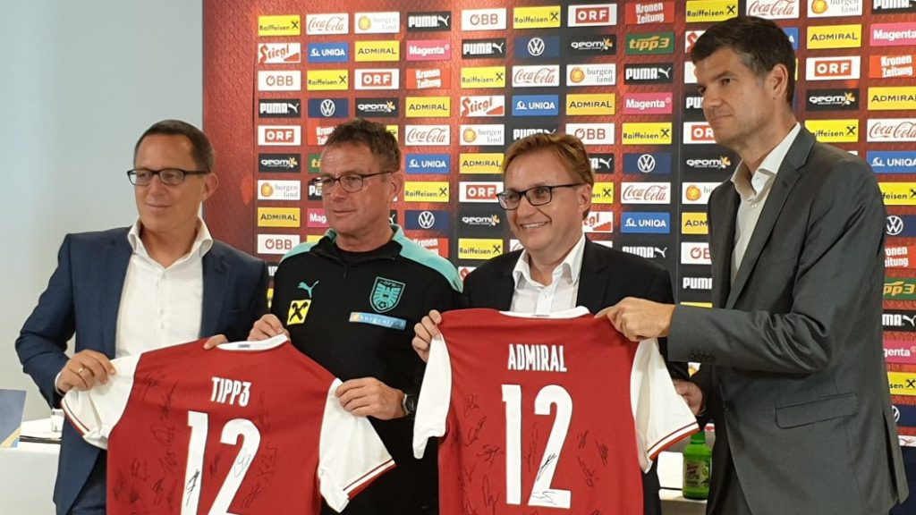 Philip Newald, Ralf Rangnick, Jürgen Irsigler und Bernhard Neuhold (v.l.n.r.)