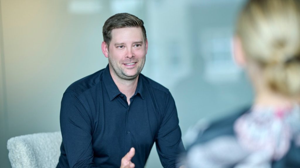 Sebastian Schröder ist neuer Senior Sales Manager bei sporteo (Foto: sporteo)